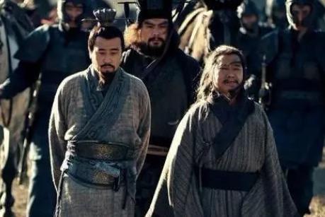 庞统死前吼出一句话,诸葛亮听后心酸