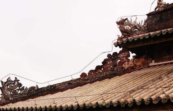 中国古建筑的屋顶有什么设计理念在里面