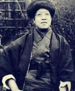 国学大师黄侃与原配和最后一位妻子的故事