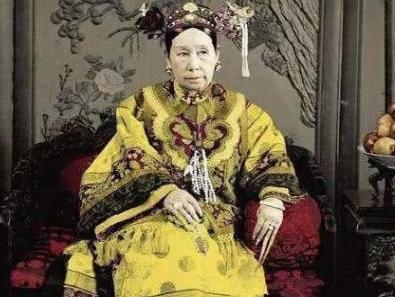 人死后都要入土为安 为何慈禧死后一年多才下葬呢