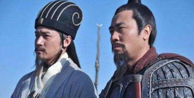 刘备死之前给了这两人特权,目的是什么