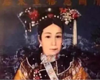 年轻时期的慈禧到底长什么样 慈禧能当上太后不是没有道理的