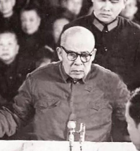 揭秘：阎红彦突发身亡之谜，是被此人逼迫心脏病发