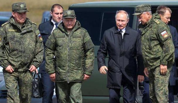 俄罗斯一直很穷,为何打仗那么厉害呢