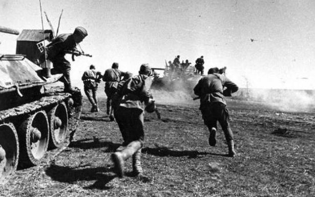 俄罗斯一直很穷,为何打仗那么厉害呢