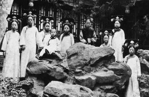 清朝隆裕太后谈退位条件,唯独一点宁死不从