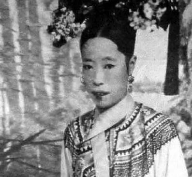 清朝隆裕太后谈退位条件,唯独一点宁死不从