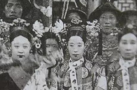 清朝隆裕太后谈退位条件,唯独一点宁死不从