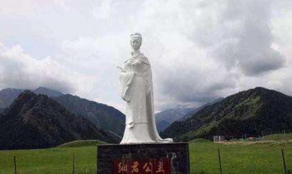 下嫁匈奴的乌孙公主和解忧公主中 后者的后裔到底去了什么地方