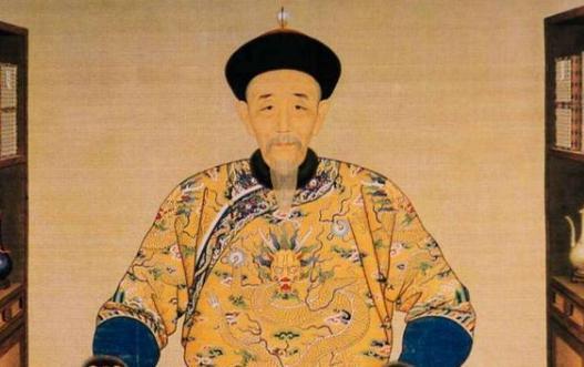 康熙乾隆勤勉治国却导致了国家落后!康熙乾隆做了什么