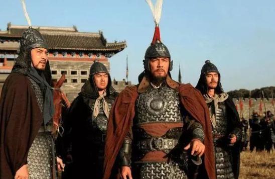 朱元璋给儿子剥橘子吃，而皇后却让儿子赶紧逃，其中有什么隐情