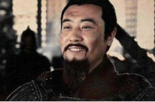 关羽看上一个离婚女人,却被曹操抢走了
