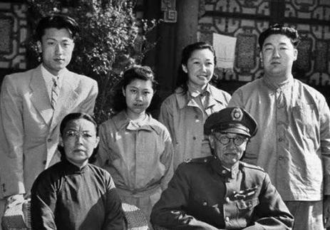 阎锡山和阎五妹子被传关系“暧昧”,真相是什么