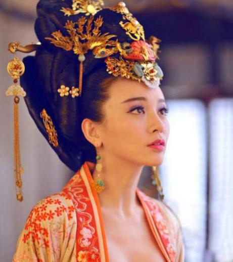 武则天的亲生女儿太平公主是什么下场