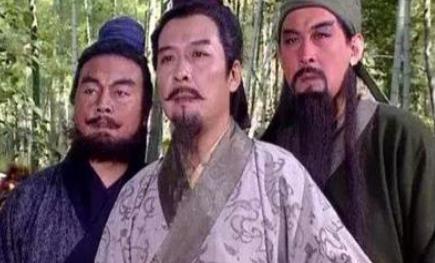 刘备到底能不能称帝呢 从历史上看是什么样的