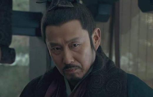 萧何恪尽职守被刘邦夸奖,却不知自己大祸临头