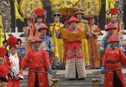 圣旨结尾中的钦此究竟是什么意思 什么时候才出现在上面的呢