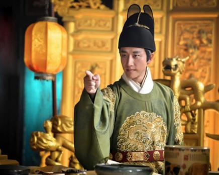 明朝皇帝向大臣行贿,背后真实原因是什么