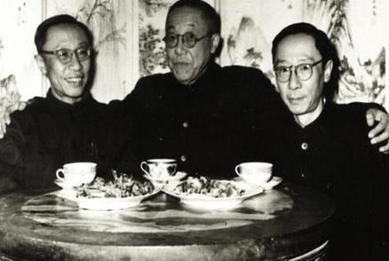 清朝灭亡之后 那些王爷依靠什么生活的