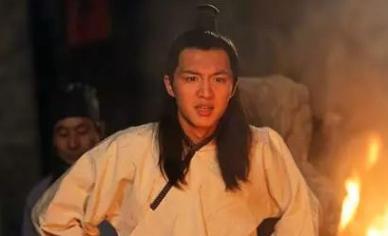 李渊说功臣谋反，本想饶他一命，李世民说：他没谋反，功臣却被斩首了
