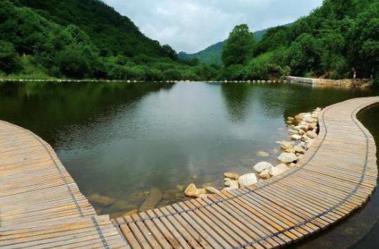 韩愈约白居易游江被拒,写了一首诗