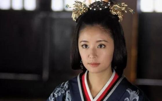 史上最幸运的宫女,因太监太疏忽,一跃成为皇后,生下了千古一帝?