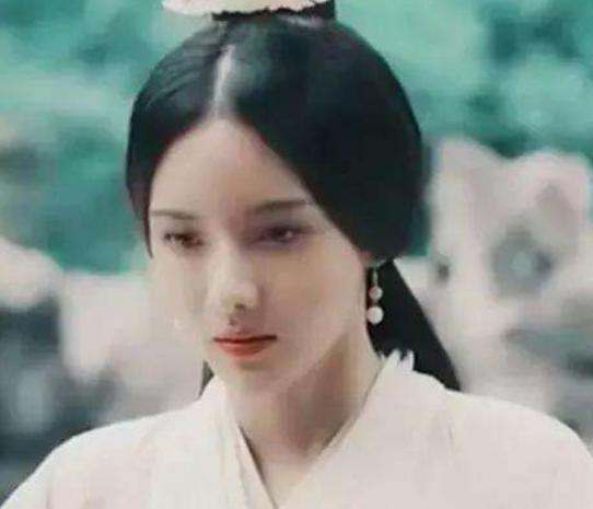 曹丕欲杀甄姬和曹植,背后真正原因是什么