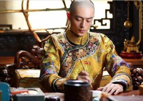 母亲失宠后永璂也被乾隆冷落,去世后以普通宗室之礼下葬
