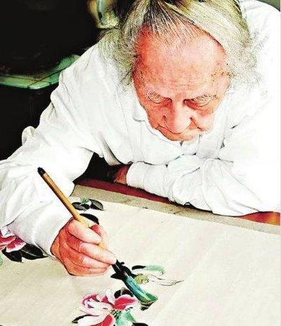 晏济元：中国美术家协会会员、重庆国画院名誉院长