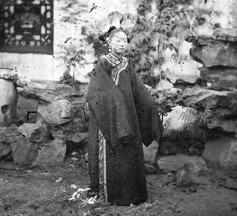 晚清五品官杨昉:宅院奢华 妻妾成群