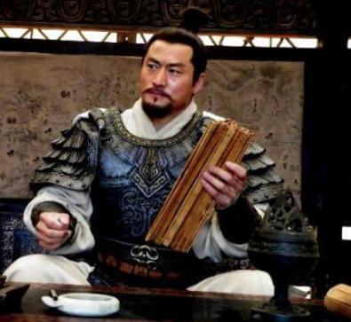 孙坚:三国的真英雄,击败吕布令董卓闻风丧胆