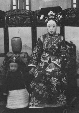 清朝军机大臣荣禄之女 溥仪的生母苏完瓜尔佳·幼兰简介