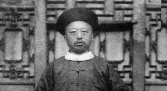 清朝12名铁帽子王,溥仪退位,竟没有一个人敢站出反对?