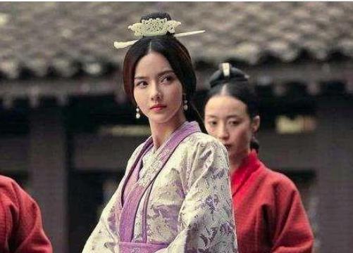 吕后残忍折磨戚夫人,看看戚夫人曾经做过什么