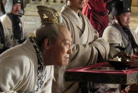 晏子曾兵不血刃杀过3个齐国勇士,这三个人分别是谁