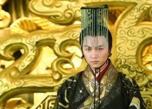 4岁遭遇“巫蛊之祸”，新帝大赦天下后，一路逆袭成为了皇帝