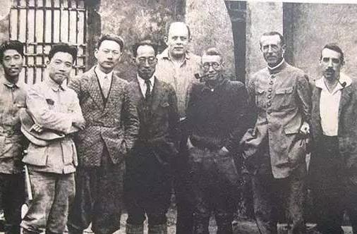 杨钟健：中国恐龙研究界的泰斗