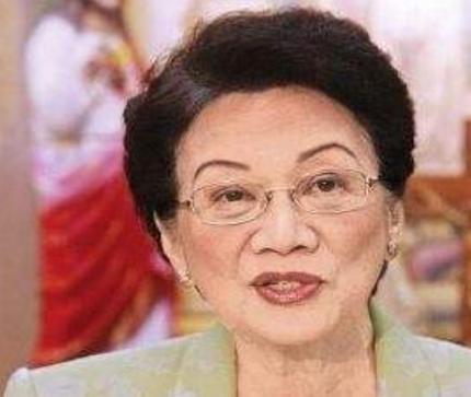 科拉松·阿基诺:菲律宾历史上第一位女性总统