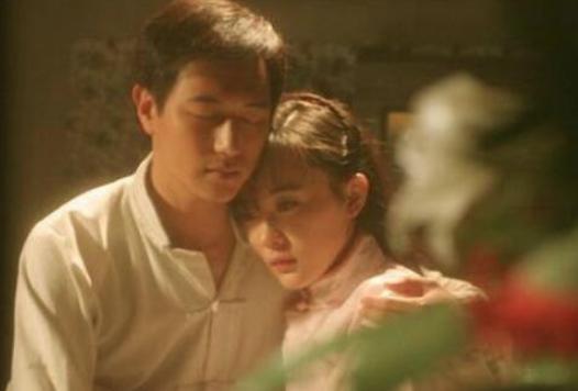 他收养孤女，长大后纳为小妾，最后却下令枪杀