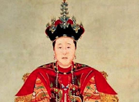 历史上两个女强人，一个千古流芳一个遗臭万年