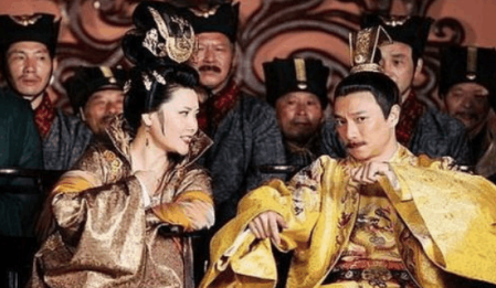 唐中宗李显:一生当过两次皇帝,最后被妃子毒死
