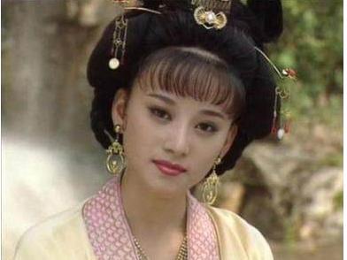 唐高宗在位时，荣国夫人处于什么样的地位