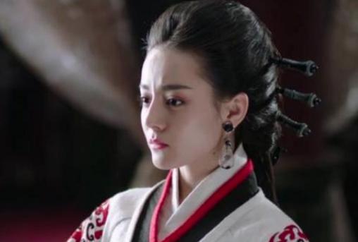 华阳夫人一生无子,却能稳坐皇后之位