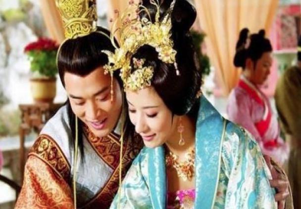 宫女出身的万贵妃,产长子暴薨后依然宠冠六宫
