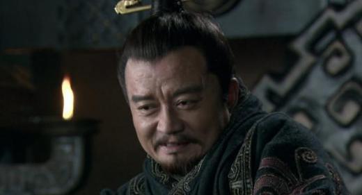 袁术四世三公家底丰厚，是什么让他在三国的舞台上早早退幕