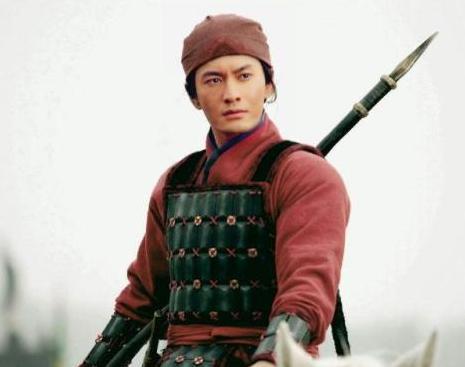 岳飞和韩世忠都是抗金名将 两人相比谁的官职更高一些呢