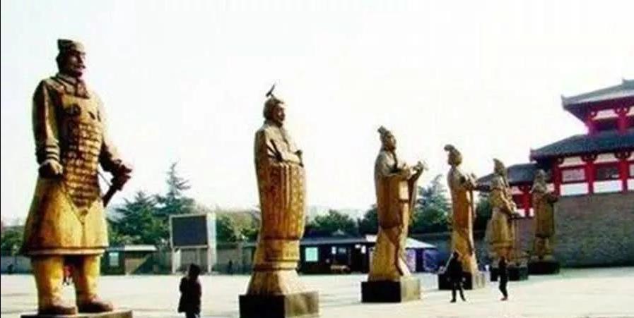 烽火戏诸侯另当别论?秦始皇建造12铜人可能有假?
