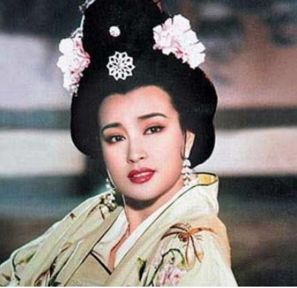 一代女皇武则天,墓碑上为何空无一字