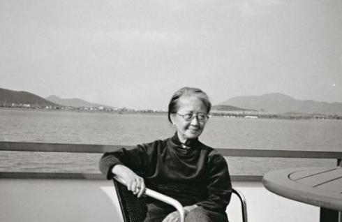 民国才女张充和:不在乎饮食,但毛笔一定要最好的