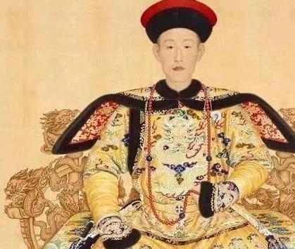 乾隆当满六十年皇帝就退位了 她的太上皇生活是什么样的